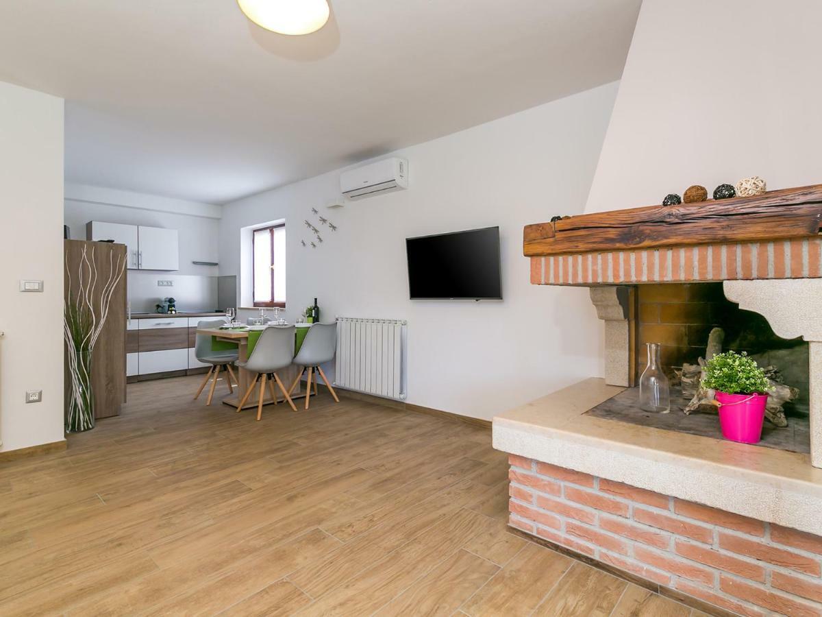 Pool Premium Apartment Vrsar Ngoại thất bức ảnh